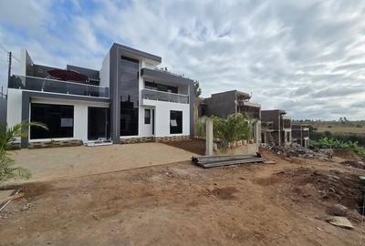 4 Bed Villa with En Suite in Ruiru - 2