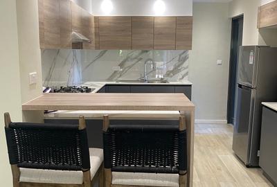 Furnished 2 Bed Apartment with En Suite in Riverside - 2