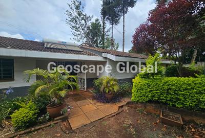 4 Bed House with En Suite in Runda