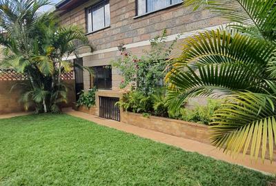 4 Bed House with En Suite at Lavington