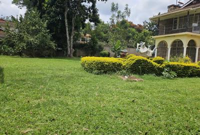 5 Bed House with En Suite in Runda - 3