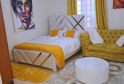 Serviced Studio Apartment with En Suite at Trm - 2