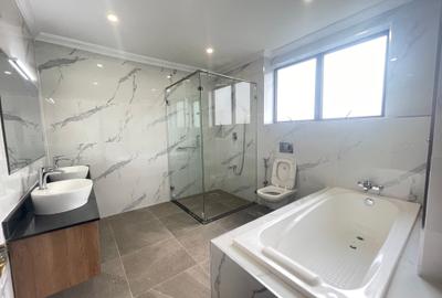 4 Bed Apartment with En Suite in Kileleshwa - 3