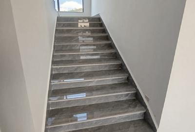 5 Bed Villa with En Suite in Kikuyu Town - 4