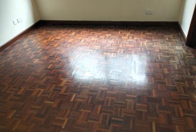 5 Bed Townhouse with En Suite in Lavington