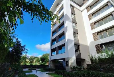 3 Bed Apartment with En Suite at Red Hill - 2