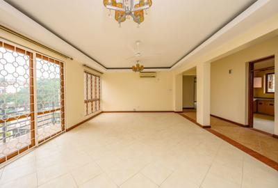 3 Bed Apartment with En Suite at Links Road
