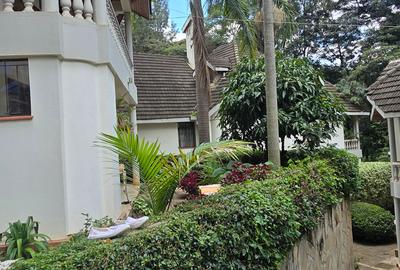 4 Bed Townhouse with En Suite at Eldamaravin General Mathenge - 3