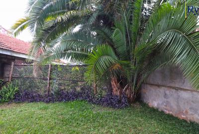 3 Bed House with En Suite at Tebere Crescent - 4