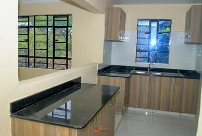 4 Bed House with En Suite at Shompole Road - 3