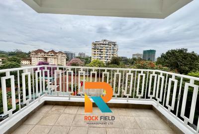 3 Bed Apartment with En Suite in Brookside - 3