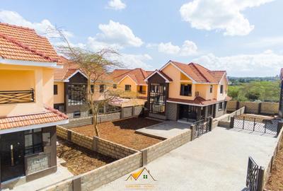 4 Bed Villa with En Suite at Rimpa - 2