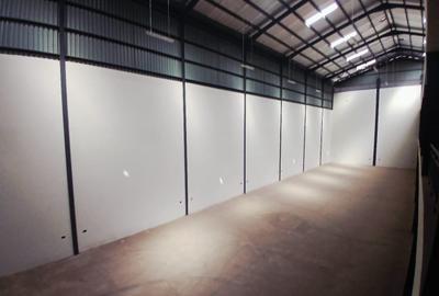 16,000 ft² Warehouse with Parking in Embakasi - 2
