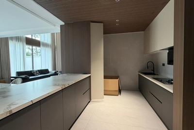 5 Bed Villa with En Suite in Lavington - 4