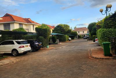 3 Bed Townhouse with En Suite at Greenpark Estate - 2