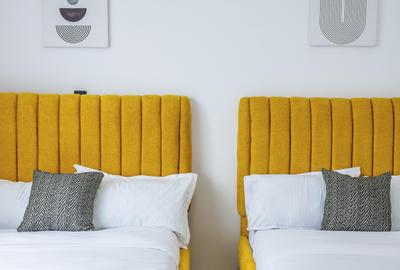 Serviced 2 Bed Apartment with En Suite in Riverside - 3