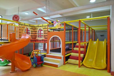 Serviced 2 Bed Apartment with En Suite in Riverside - 3