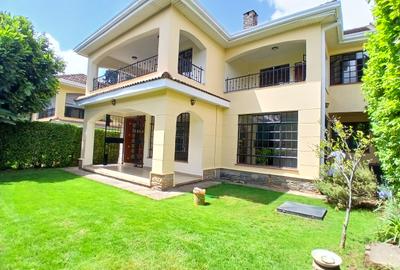 4 Bed Townhouse with En Suite at Lavington