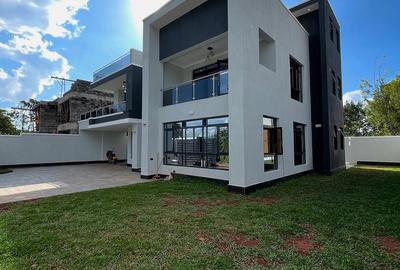 4 Bed Townhouse with En Suite at Mugutha