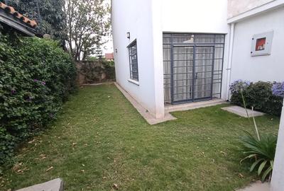 4 Bed Townhouse with En Suite at South C - 3