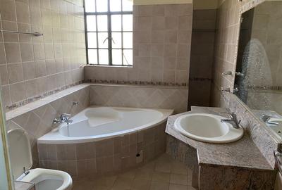 5 Bed Townhouse with En Suite at Lavington Nairobi Kenya - 4