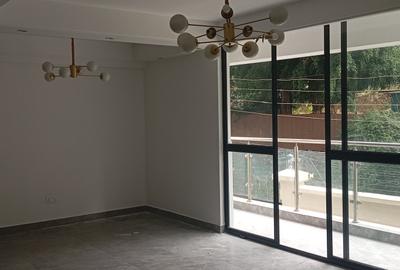 2 Bed Apartment with En Suite at Riverside Drive