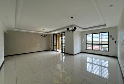 3 Bed Apartment with En Suite in General Mathenge