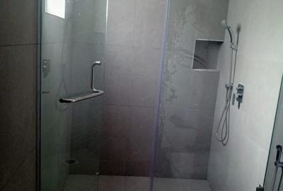 2 Bed Apartment with En Suite in General Mathenge - 3