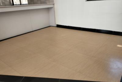 5 Bed Townhouse with En Suite in Lavington - 3