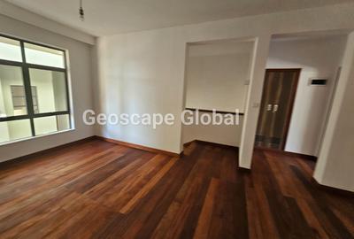 4 Bed Townhouse with En Suite in Rosslyn