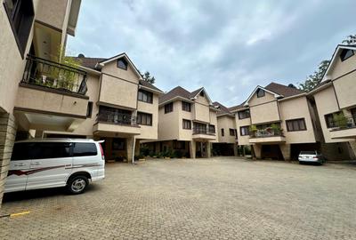 5 Bed Townhouse with En Suite at Lavington