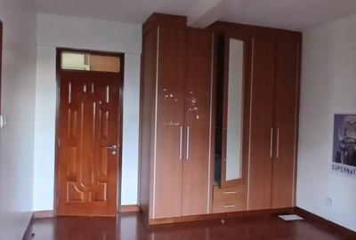 3 Bed Apartment with En Suite in Lavington - 3