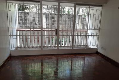 2 Bed Apartment with Garden in Upper Hill