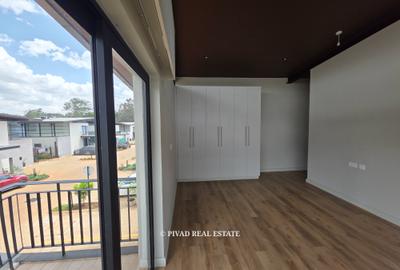 4 Bed Townhouse with Swimming Pool in Kiambu Road - 4