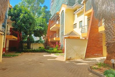 4 Bed House with En Suite in Kileleshwa