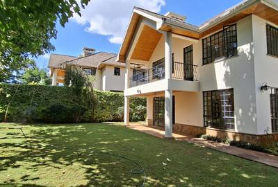 4 Bed Townhouse with En Suite in Kiambu Road - 2