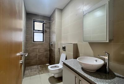 2 Bed Apartment with En Suite at Lavington