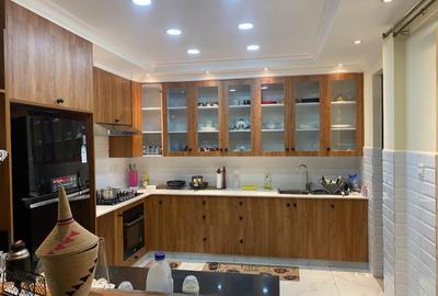 4 Bed Apartment with Swimming Pool in Kileleshwa - 4