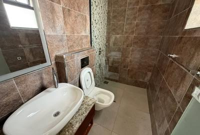 3 Bed Apartment with En Suite in Kileleshwa - 3