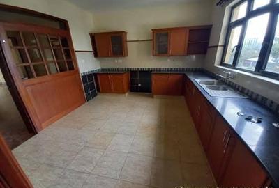 2 Bed Apartment with En Suite at Menelick