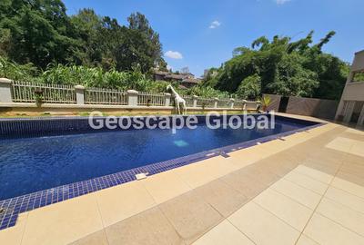 3 Bed Apartment with En Suite in Riverside