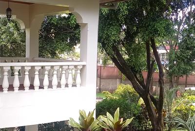 5 Bed Townhouse with En Suite in Lavington