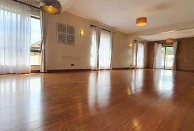 3 Bed Townhouse with En Suite at Lavington