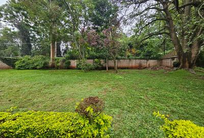 4 Bed House with En Suite in Rosslyn