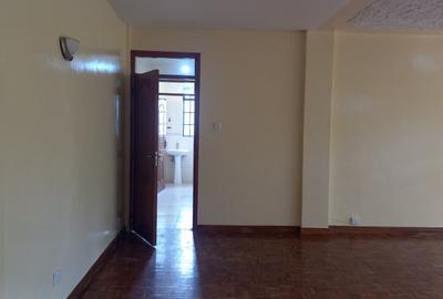 3 Bed Apartment with En Suite in Lower Kabete