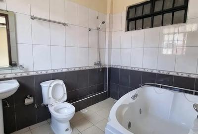 3 Bed Apartment with Staff Quarters in Kilimani - 3
