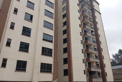 2 Bed Apartment with En Suite at Lavington