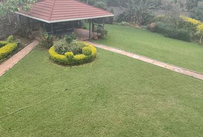 2 Bed House with Garden in Runda