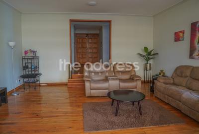 6 Bed House with En Suite in Runda