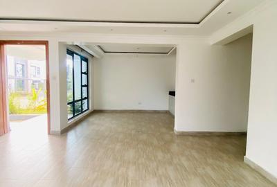 4 Bed Villa with En Suite at Eastern Bypass - 3